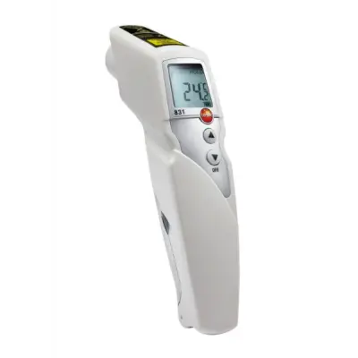 Testo 831 - Termometru infraroşu cu 2 fascicule laser (sistem optic de 30:1) pentru alimente